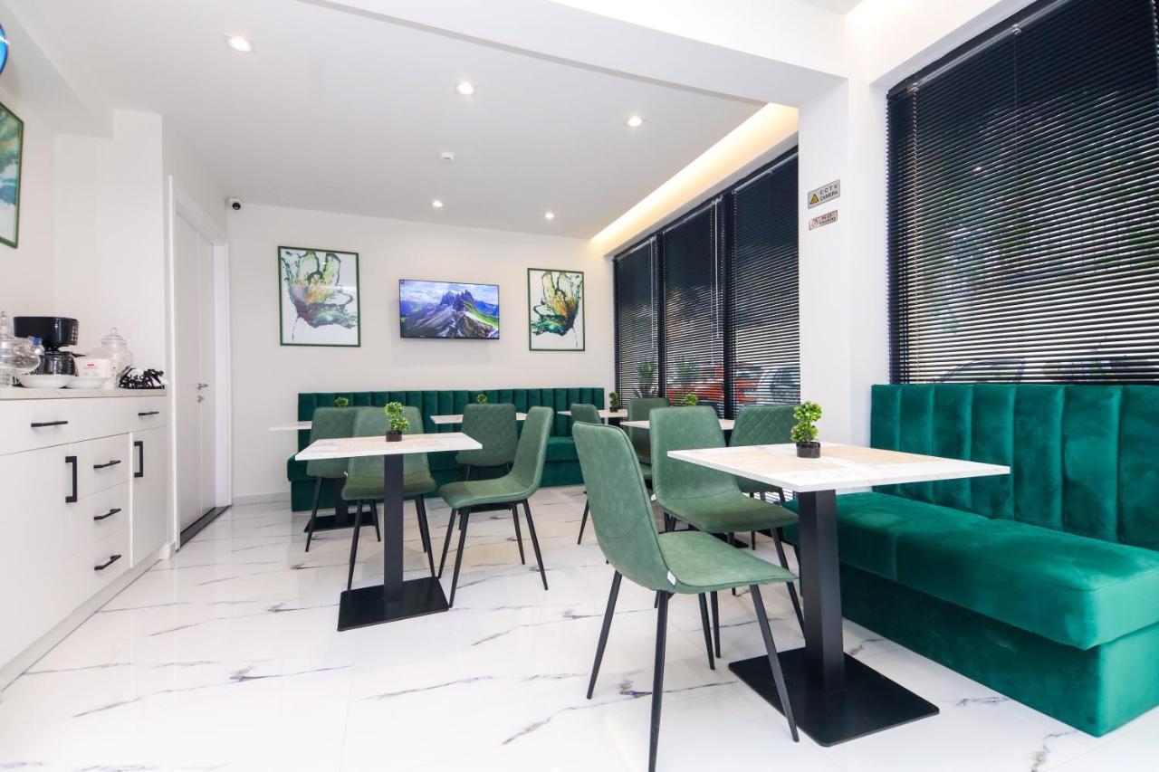 N Hotel City Center By Noshi Тирана Екстер'єр фото